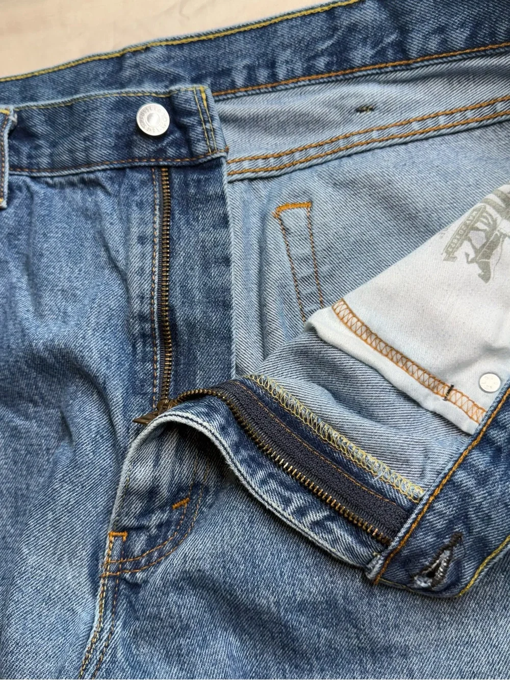 Levi’s 505 Regular Fit Jeans Men’s 40x34 Medium Wash 100% Cotton